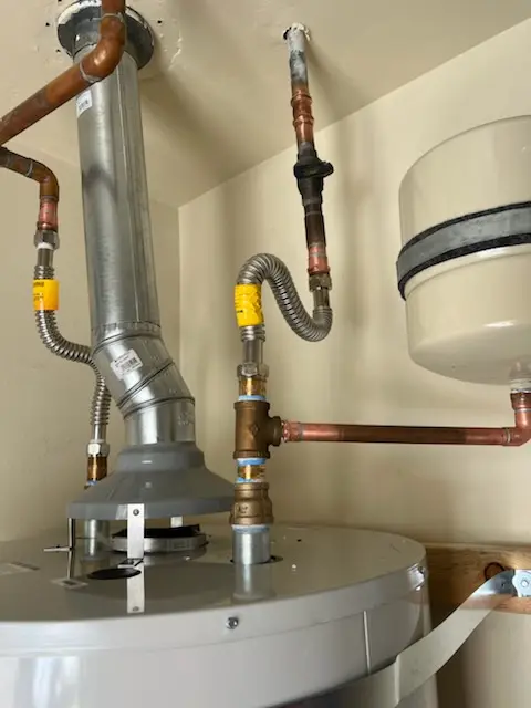 Water heater installation and plumbing repair in Plantation Crossing